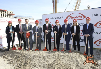 db_bilder/400/seestadt_takeda_labor_spatenstich-takeda_ots--20230922.png